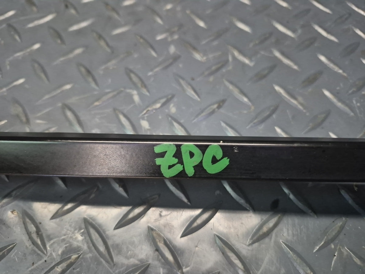 08-10 Porsche Cayenne 957 Front Windshield Exterior A Pillar Trim Molding Set