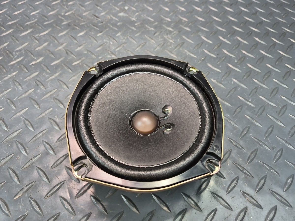98-04 Chevrolet Corvette C5 Convertible Set of 2 Rear Bose Speakers 10278959 OEM