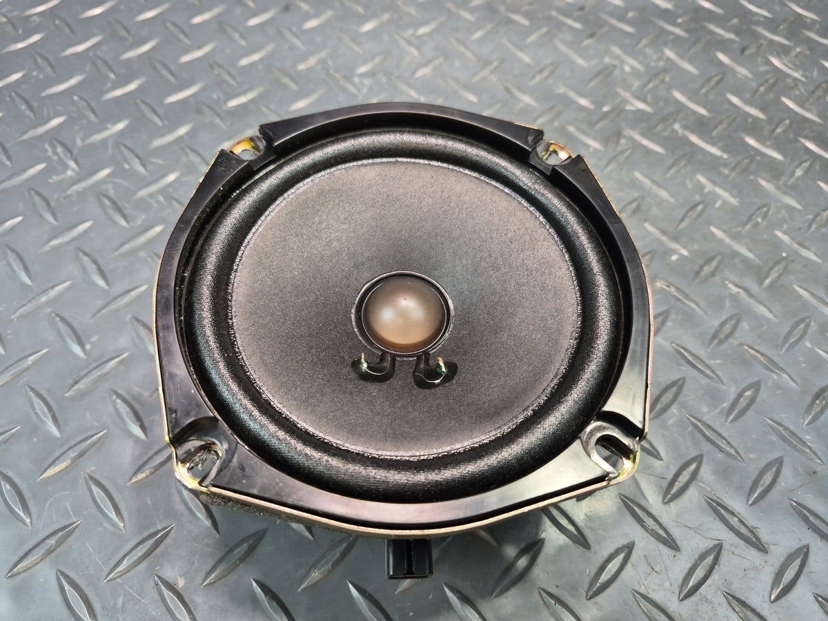 98-04 Chevrolet Corvette C5 Convertible Set of 2 Rear Bose Speakers 10278959 OEM