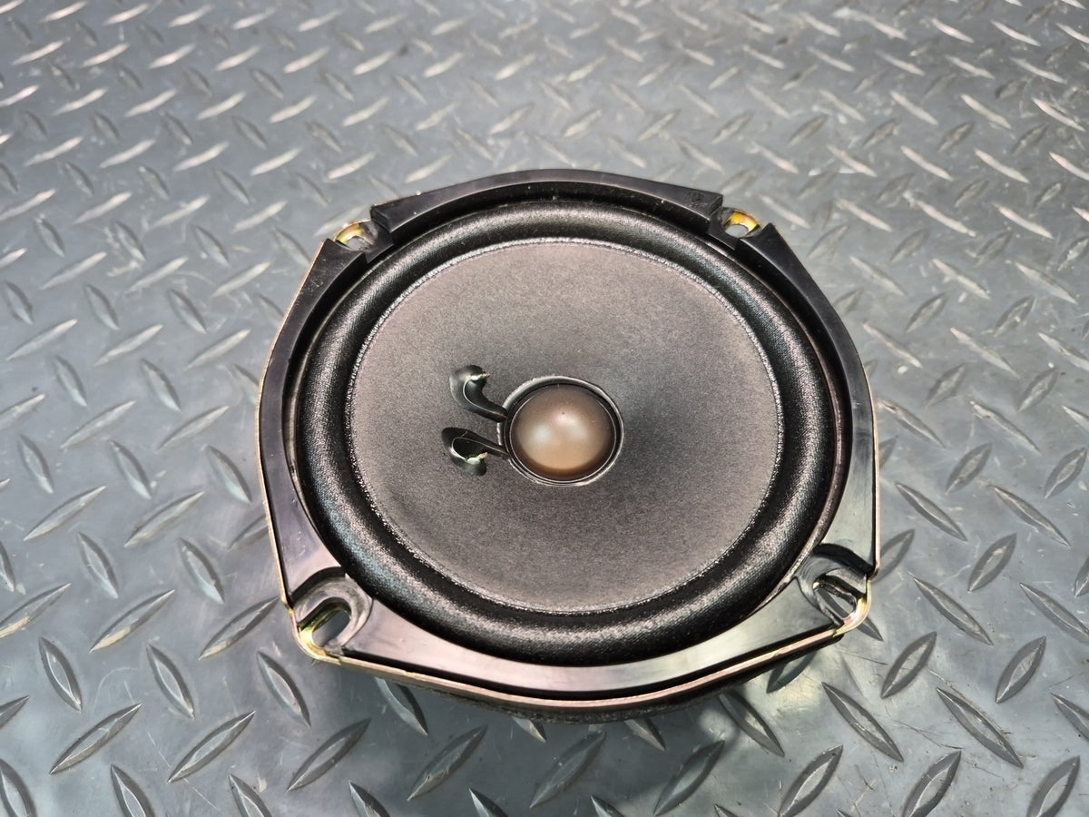 98-04 Chevrolet Corvette C5 Convertible Set of 2 Rear Bose Speakers 10278959 OEM