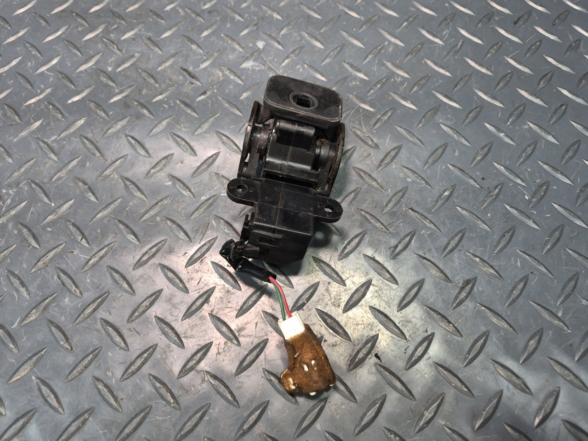 2003-2007 Lexus UZJ100L LX470 Rear Quarter Window Actuator Motor Lock