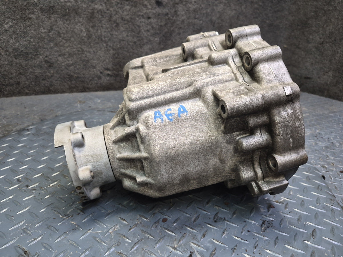 17-22 Alfa Romeo Giulia Q4 952 2.0L AWD Transmission Transfer Case 110K OEM