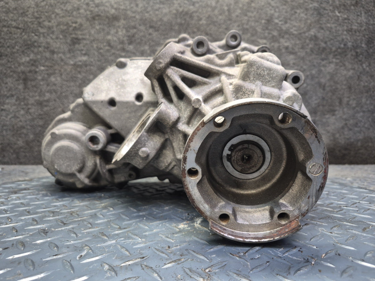 17-22 Alfa Romeo Giulia Q4 952 2.0L AWD Transmission Transfer Case 110K OEM