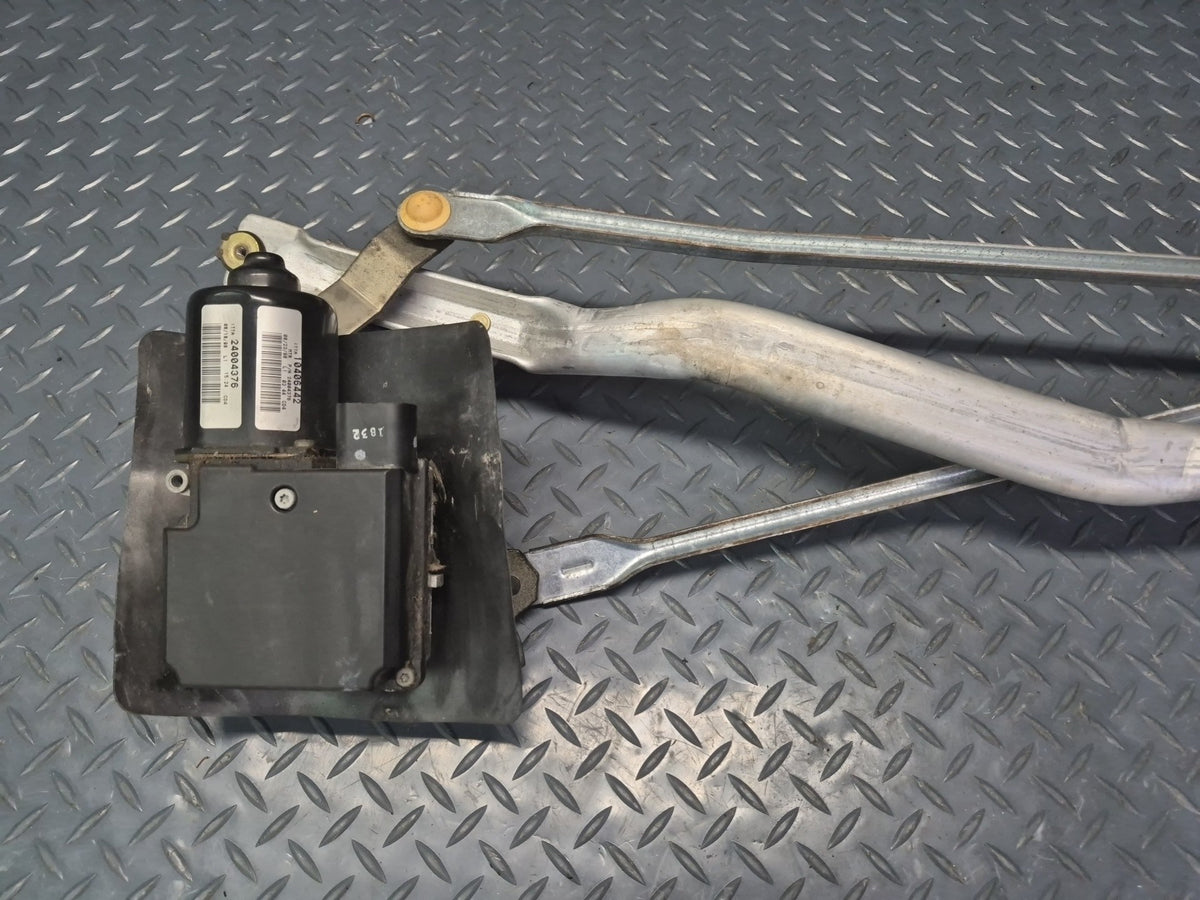 97-04 Chevrolet Corvette C5 Windshield Wiper Transmission Linkage w Motor OEM