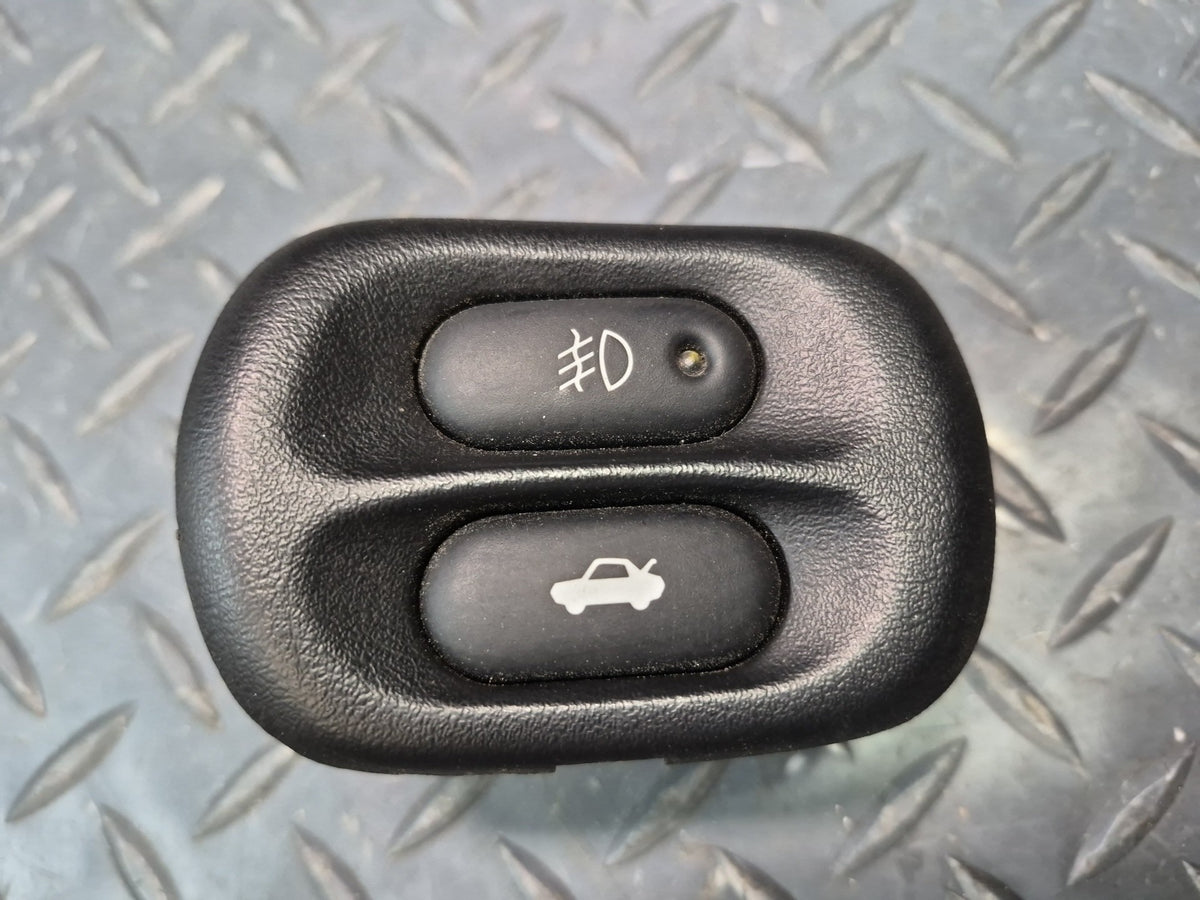 97-04 Chevrolet Corvette C5 Fog Light Trunk Release Switch Button 12135155 OEM
