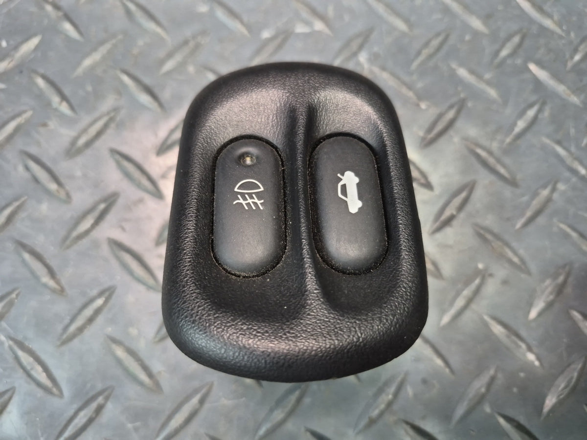 97-04 Chevrolet Corvette C5 Fog Light Trunk Release Switch Button 12135155 OEM