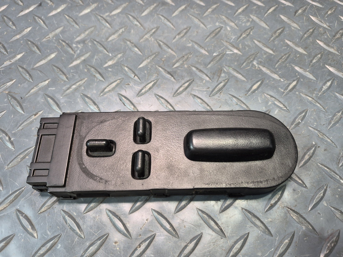 97-04 Chevrolet Corvette C5 Front Left or Right Seat Control Switch 12135158 OEM
