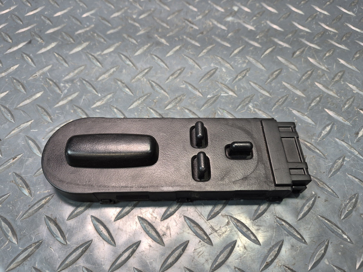 97-04 Chevrolet Corvette C5 Front Left or Right Seat Control Switch 12135158 OEM