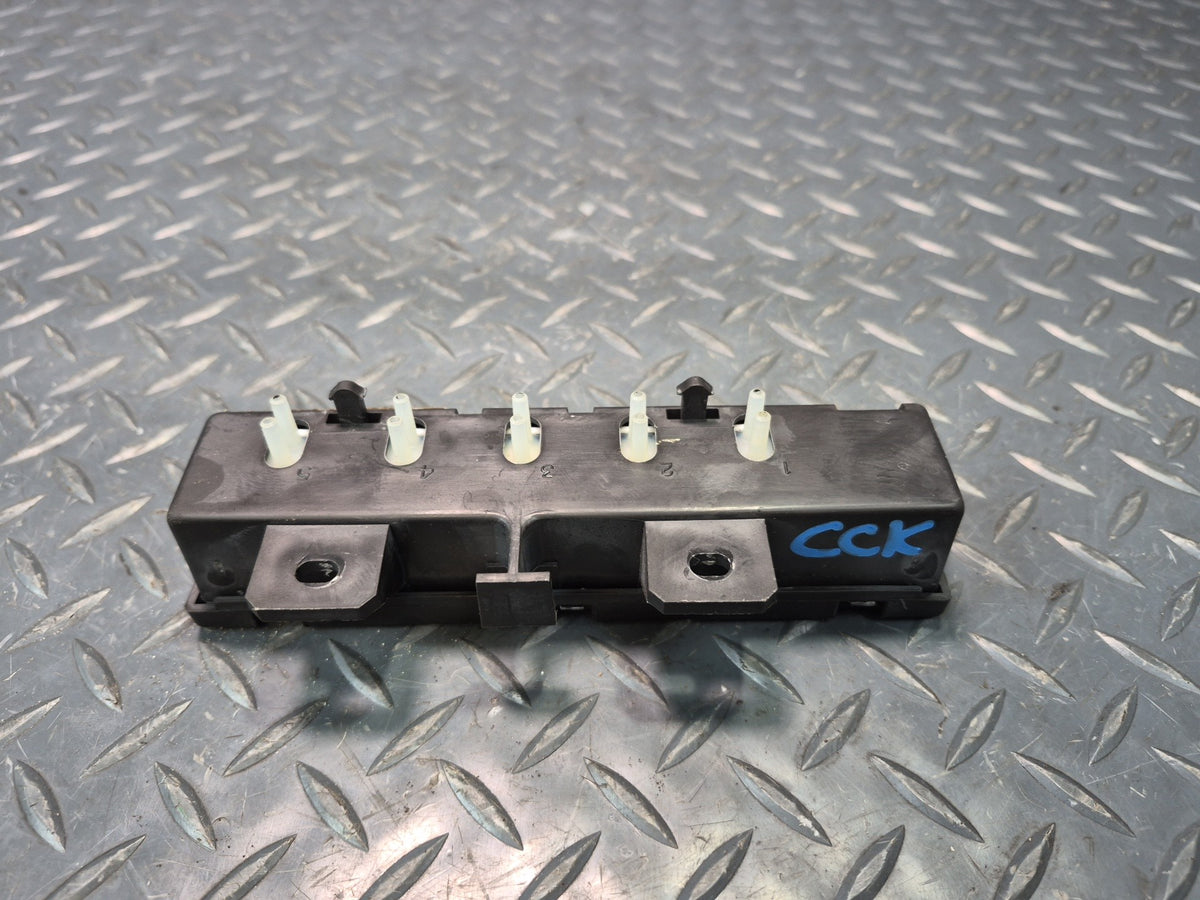 97-04 Chevrolet Corvette C5 Climate Vacuum Valve Module Solenoid 16050460 OEM