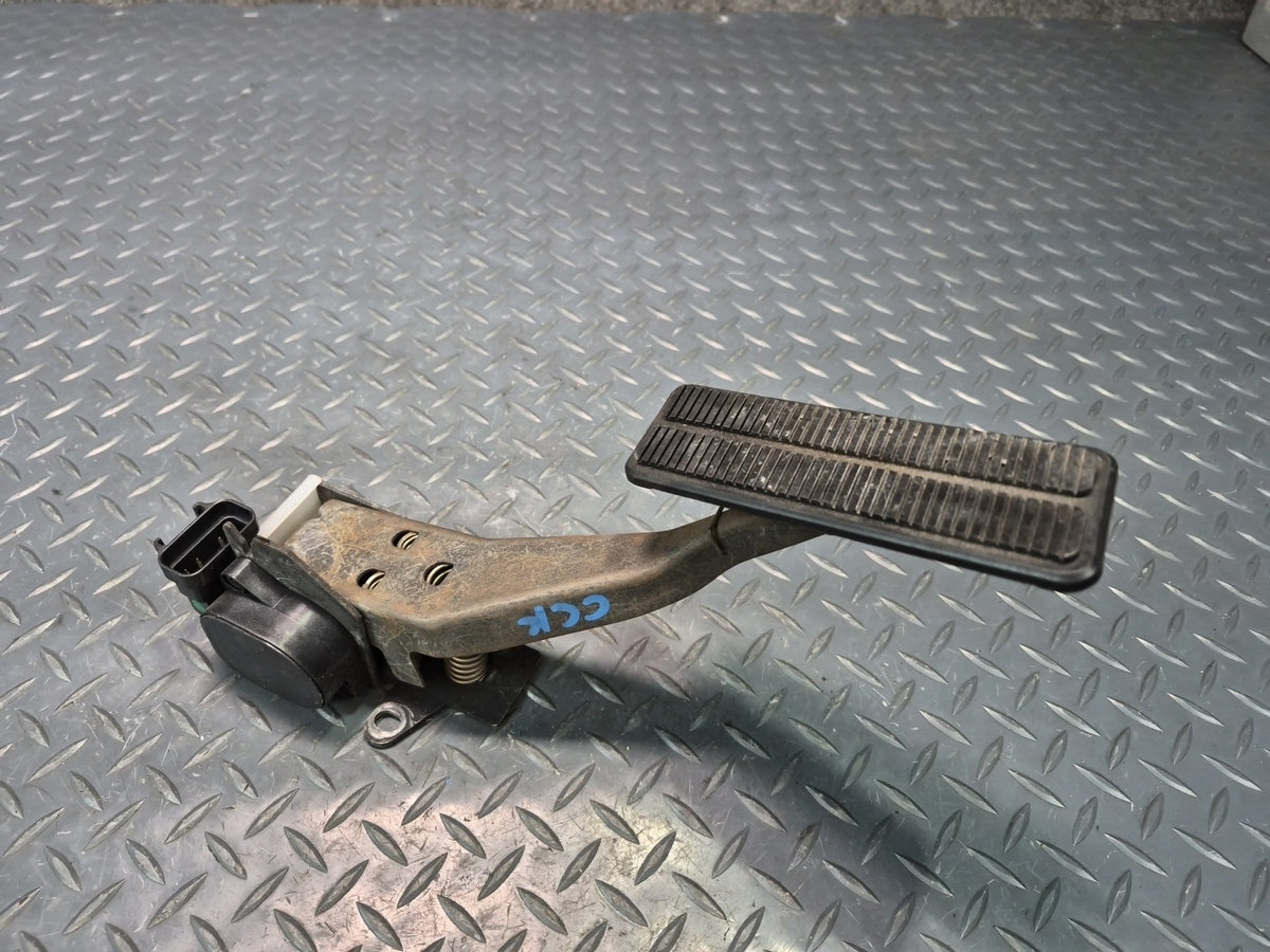 97-04 Chevrolet Corvette C5 Gas Accelerator Throttle Pedal Assembly OEM