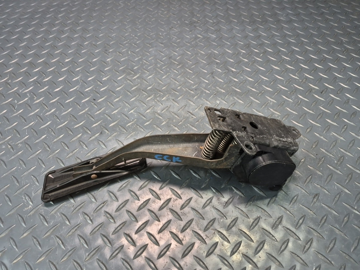 97-04 Chevrolet Corvette C5 Gas Accelerator Throttle Pedal Assembly OEM