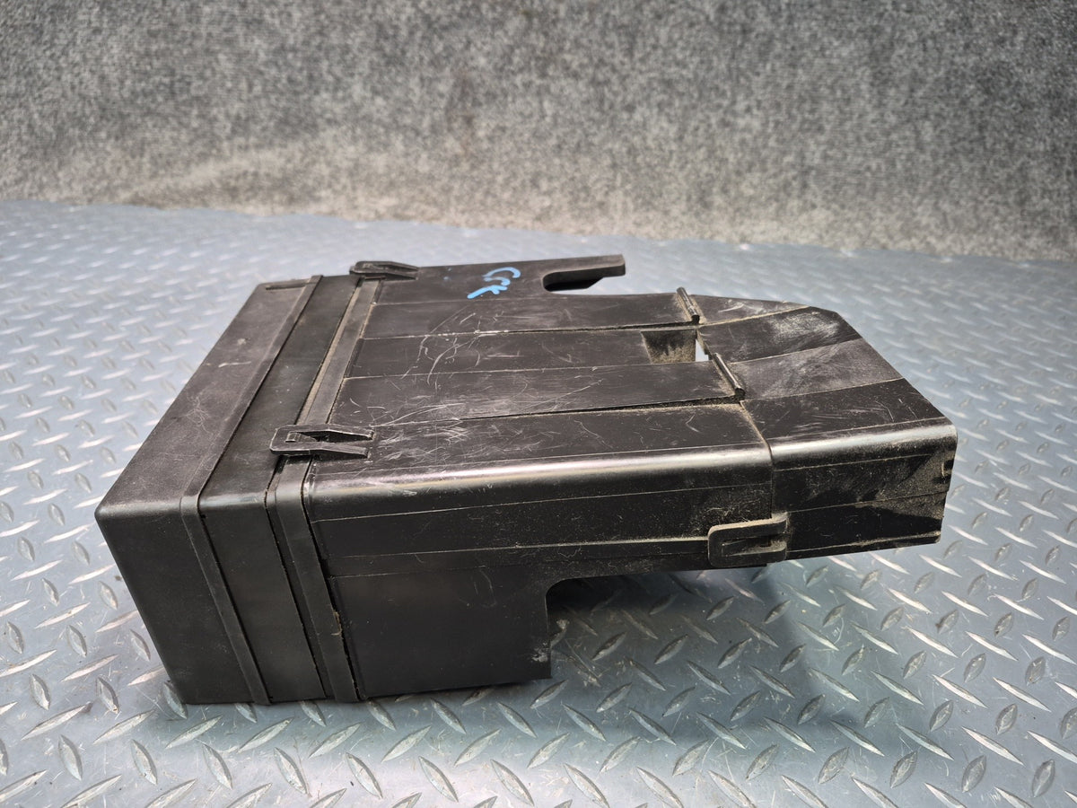 1999 Chevrolet Corvette C5 Under Hood Engine Relay Fuse Box 12176988 OEM