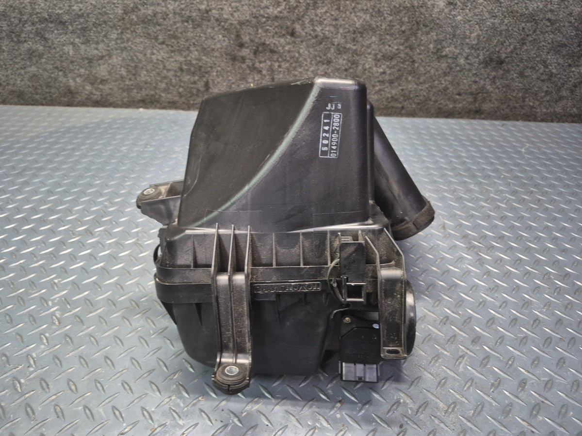 02-10 Lexus UZZ40L SC430 Air Intake Cleaner Filter Box w MAF Sensor OEM