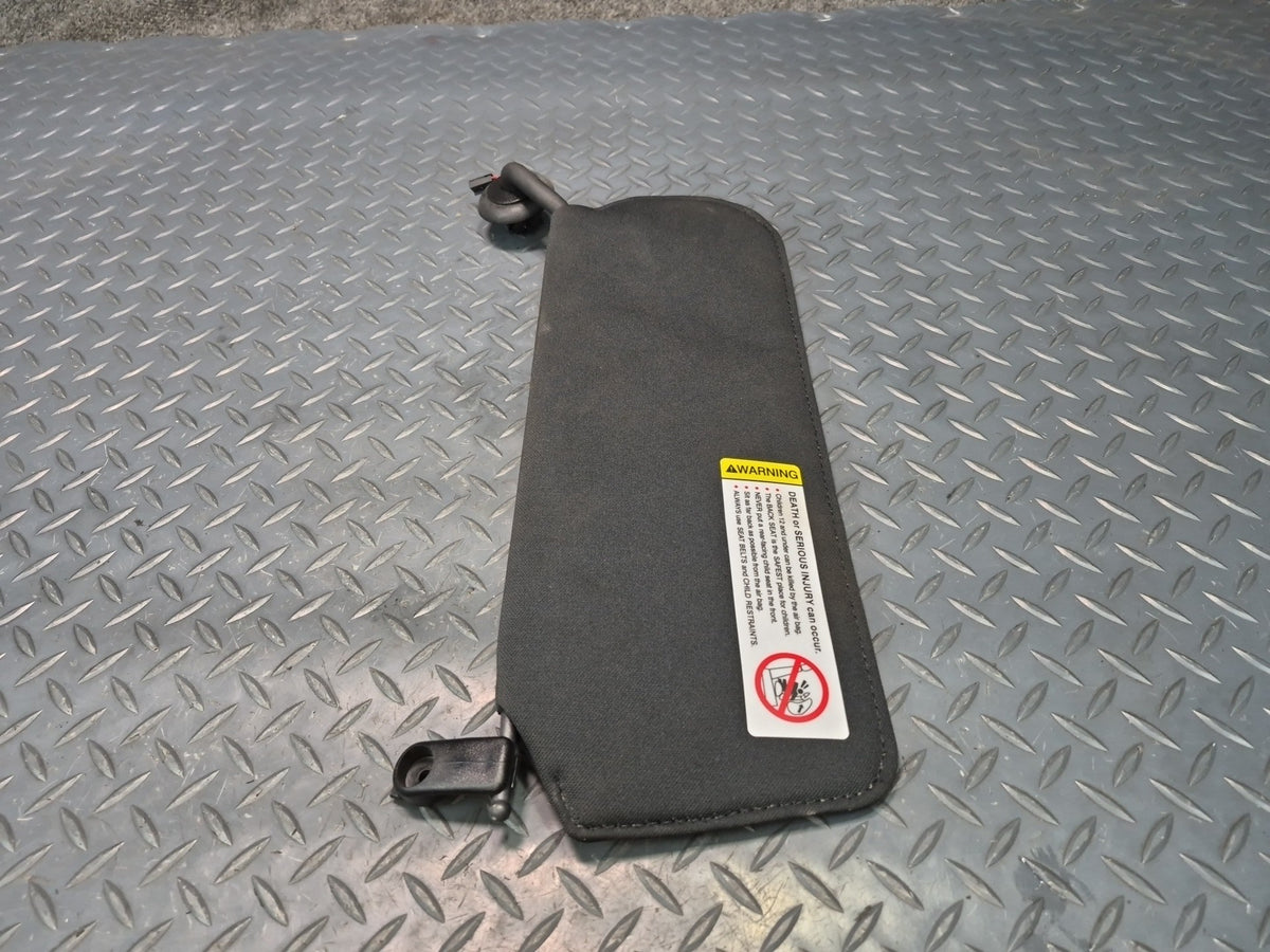 98-04 Chevrolet Corvette C5 Conv Set of 2 Front Left Right Sun Visor Black OEM