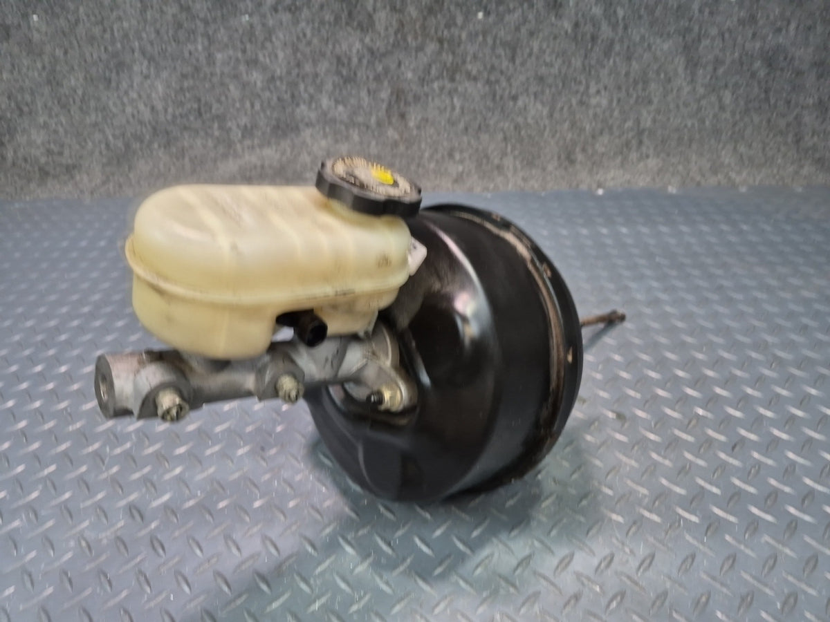 97-04 Chevrolet Corvette C5 Brake Master Cylinder Booster Fluid Reservoir OEM