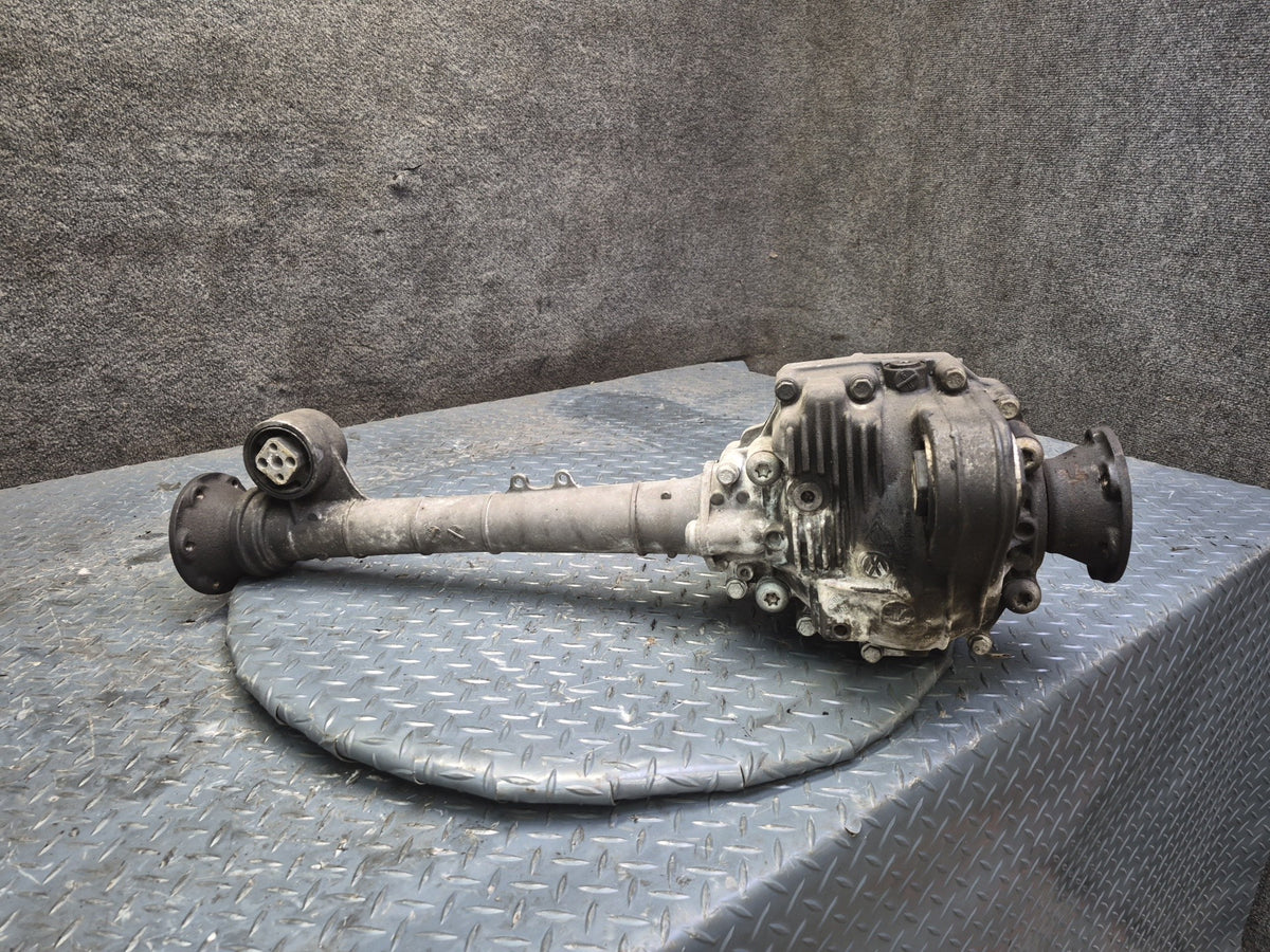 2008-2010 Porsche Cayenne 957 4.8L Turbo Front Differential Carrier 3.27 Ratio