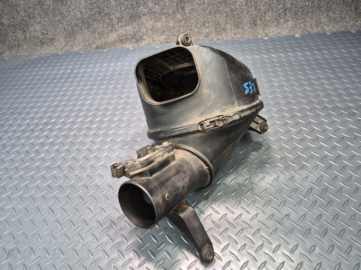 98-00 Lexus UCF20L LS400 Air Intake Cleaner Filter Box w MAF Sensor Assy OEM