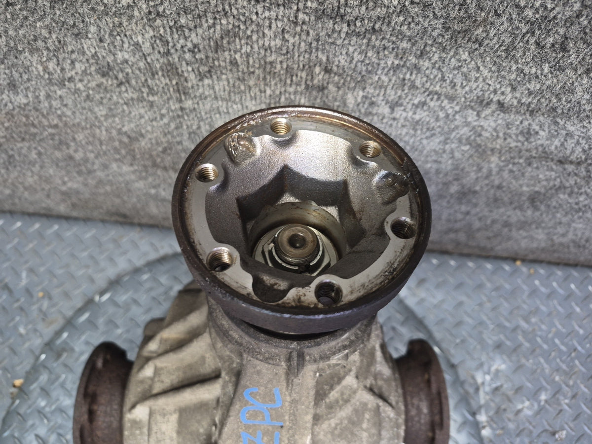 08-10 Porsche Cayenne 957 Turbo AWD Rear Axle Differential Carrier 3.27 Ratio