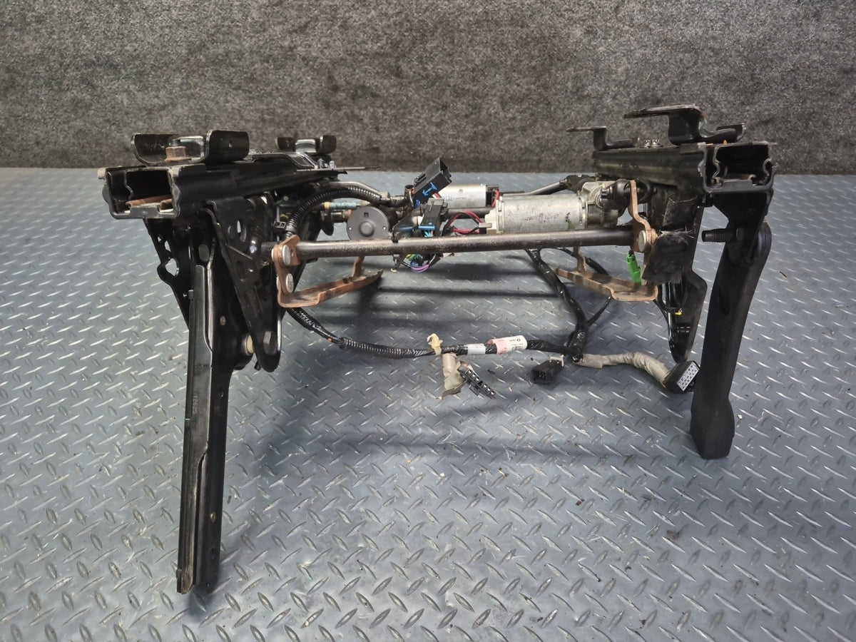 2003-2007 Hummer H2 Front Right Side Seat Lower Frame Track Rail W/ Motors