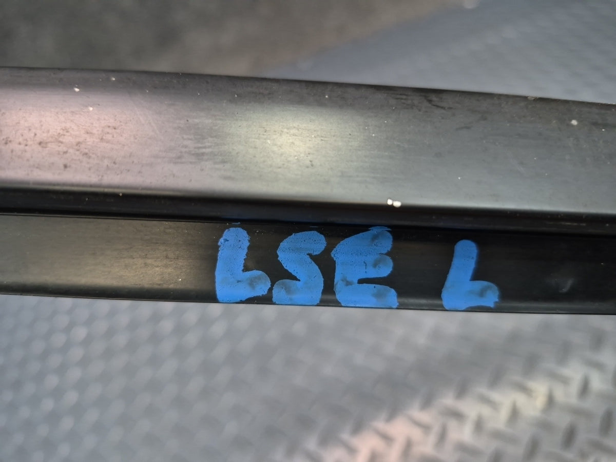 98-00 Lexus UCF20L LS400 Set of 2 Front Windshield Trim Molding Cover OEM