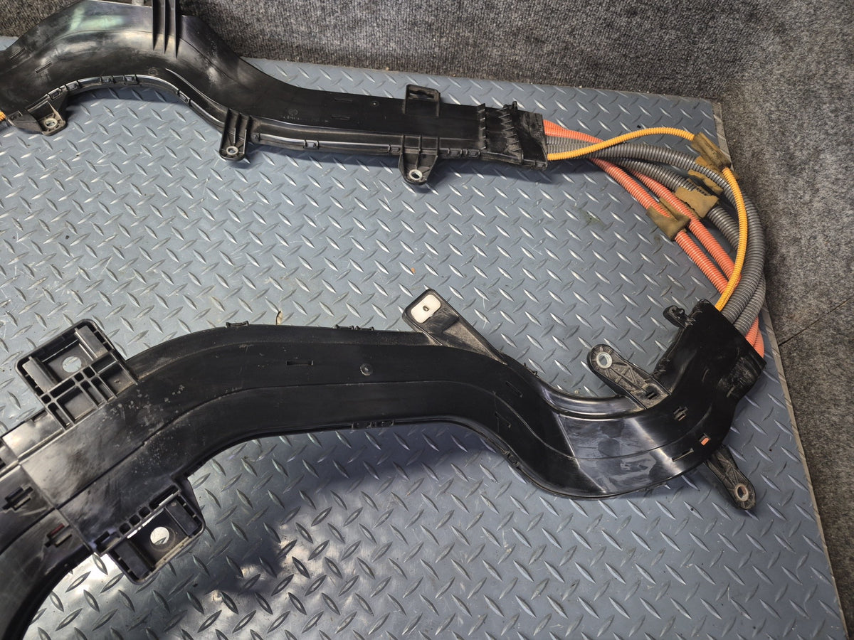 2010 Lexus UVF46L LS600h Hybrid High Voltage Battery Wire Wiring Harness OEM