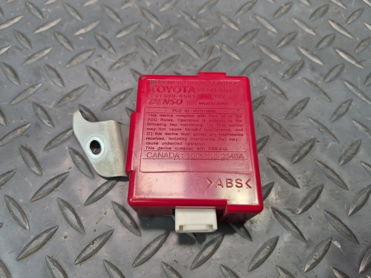 2003-2009 Lexus UZJ120L GX470 Rear Trunk Tailgate Control Module 89741-60410