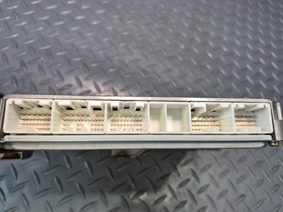 2003-2004 Lexus UZJ120L GX470 2UZFE Engine ECU ECM Control  Module 89661-60B30