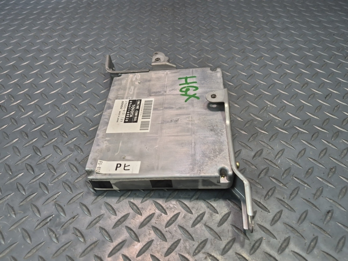 2003-2004 Lexus UZJ120L GX470 2UZFE Engine ECU ECM Control  Module 89661-60B30