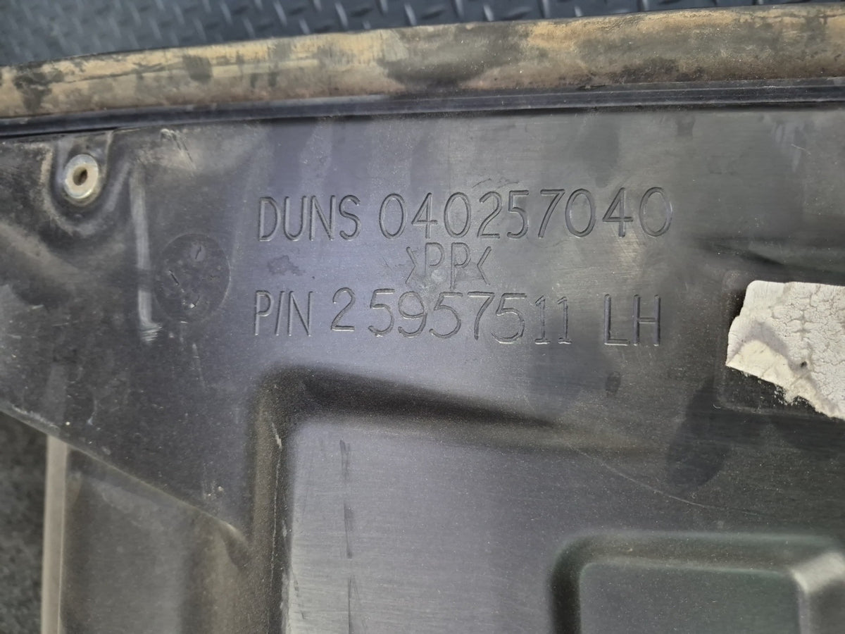 2003-2009 Hummer H2 Front Left Wheel Fender Liner Splash Guard Shield 25957511