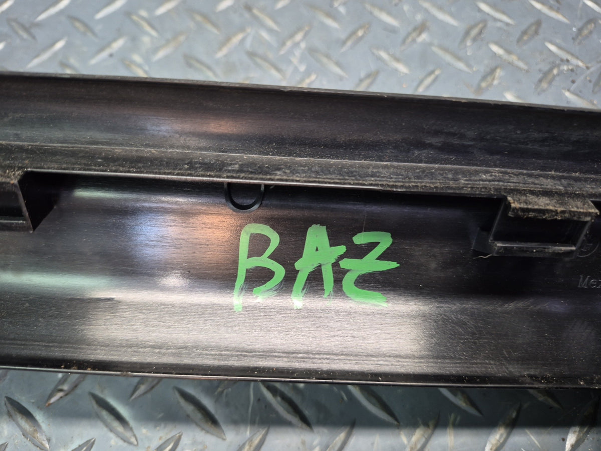 03-08 BMW E85 Z4 Set of 2 Left & Right Door Scuff Sill Plate Trim Cover OEM