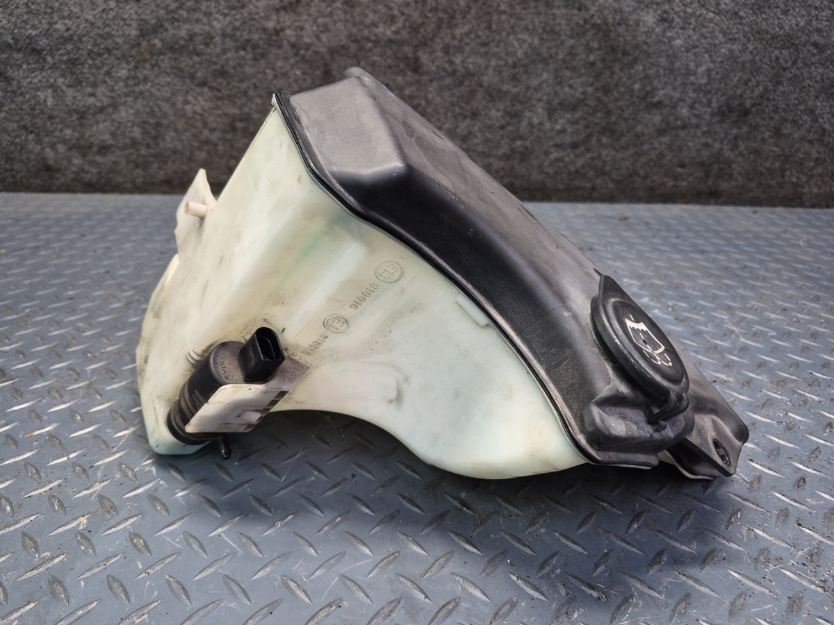 03-08 BMW E85 Z4 Windshield Washer Fluid Reservoir Tank w Pump 7110853 OEM