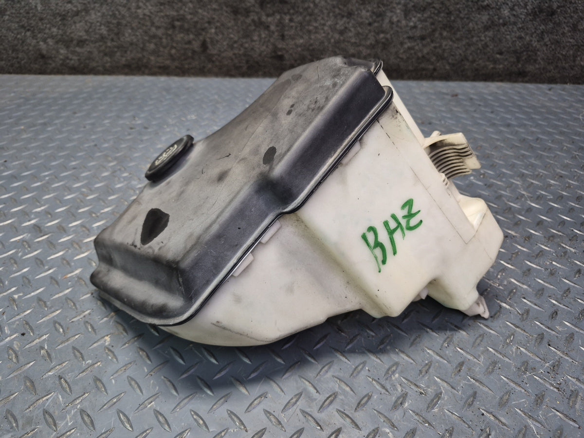 03-08 BMW E85 Z4 Windshield Washer Fluid Reservoir Tank w Pump 7110853 OEM