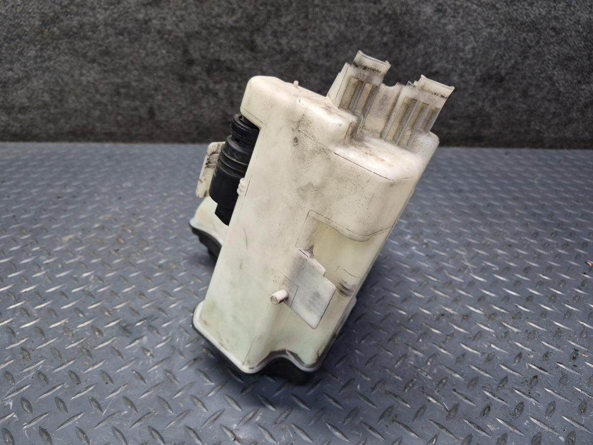 03-08 BMW E85 Z4 Windshield Washer Fluid Reservoir Tank w Pump 7110853 OEM