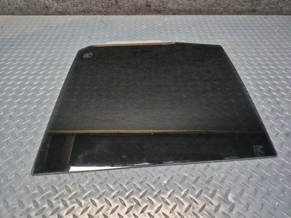 2004-2007 Lexus UZJ100L LX470 Rear Left Driver Side Door Glass Window