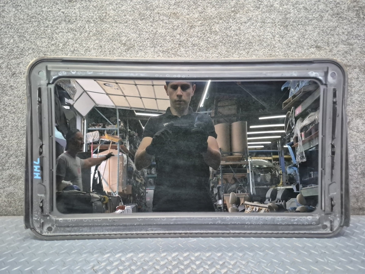 2012-2019 Mercedes X166 W166 ML GLE Upper Sunroof Moon Roof Window Glass Panel