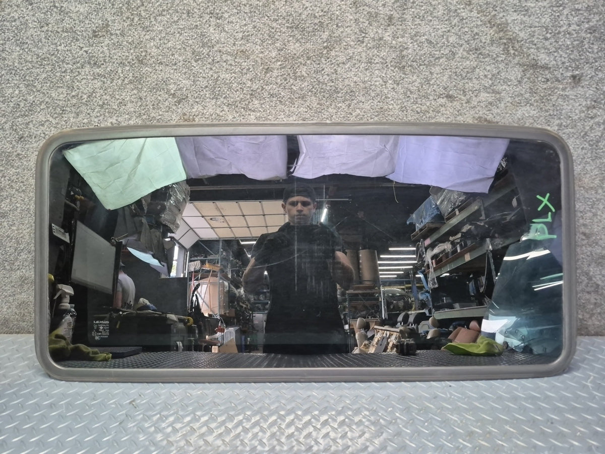 2003-2007 Lexus UZJ100L LX470 Upper Sunroof Moon Roof Window Glass Panel