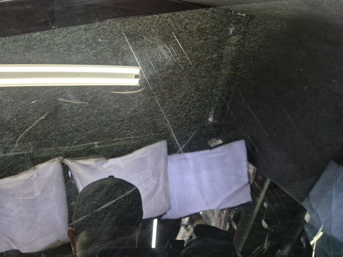 2003-2007 Lexus UZJ100L LX470 Upper Sunroof Moon Roof Window Glass Panel