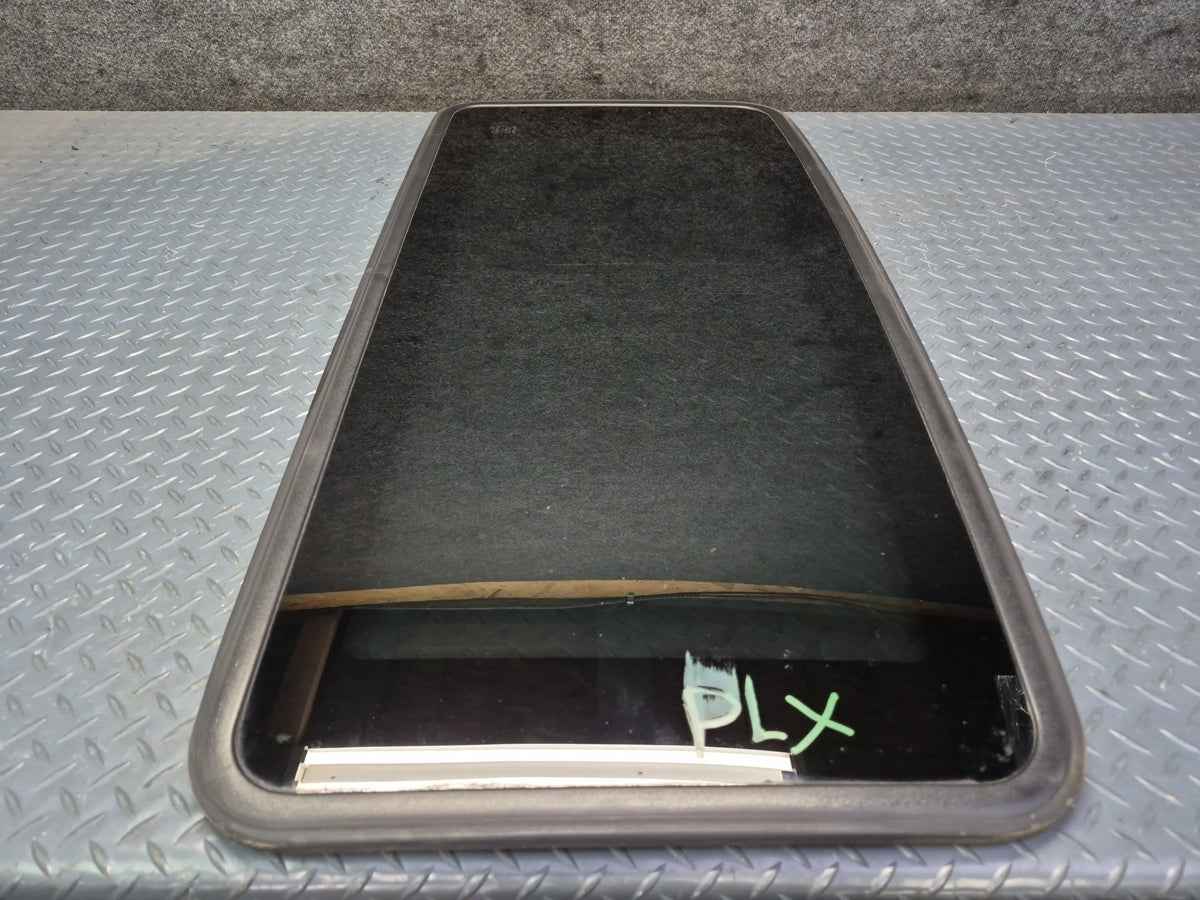2003-2007 Lexus UZJ100L LX470 Upper Sunroof Moon Roof Window Glass Panel