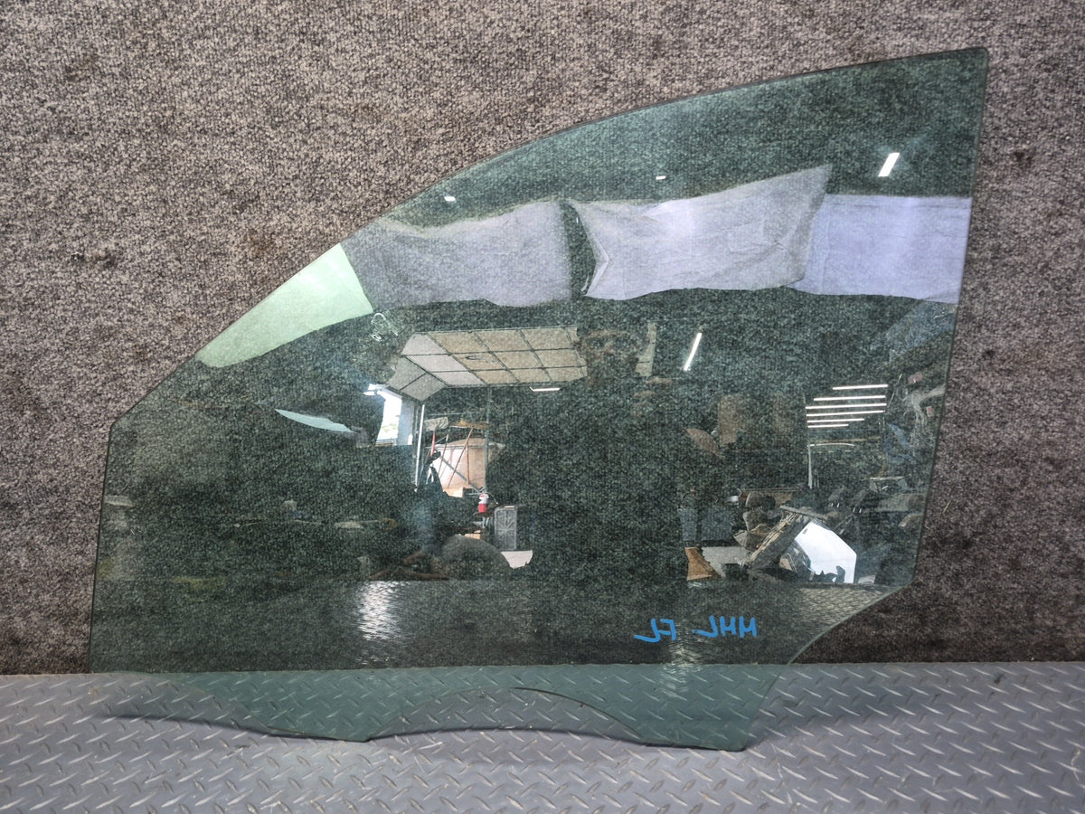 2012-2019 Mercedes X166 W166 ML GLE Front Left Driver Side Door Glass Window
