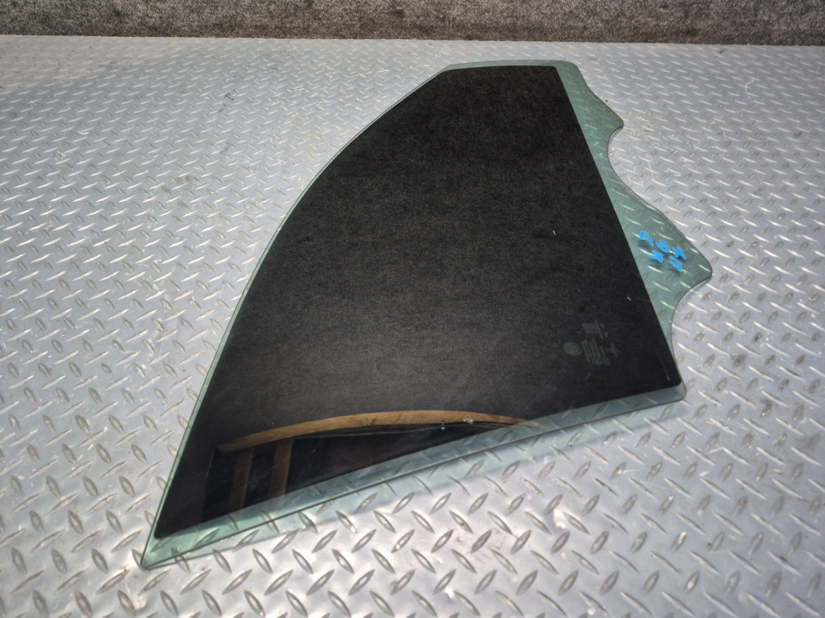 17-26 Alfa Romeo Giulia Front Right Passenger Door Window Glass Tinted OEM