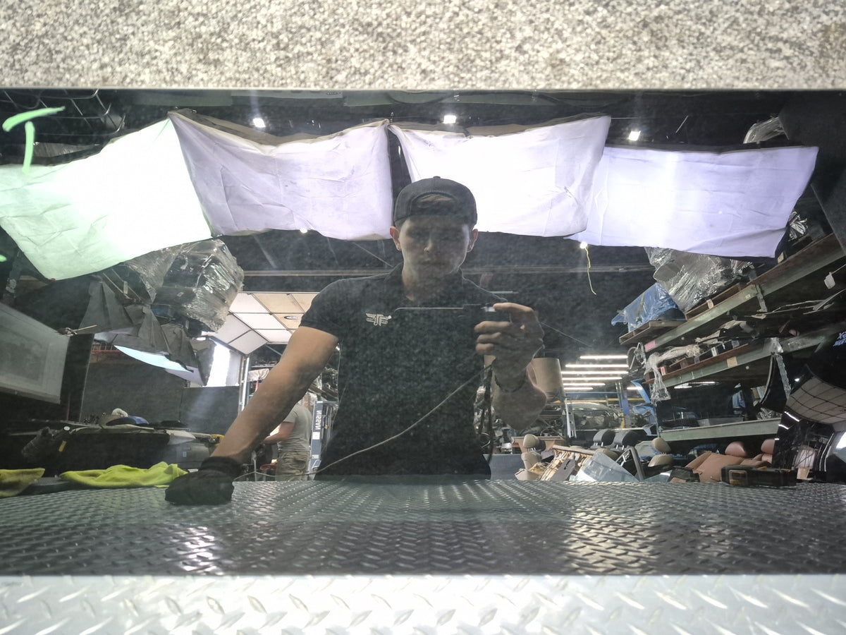 2008-2009 Hummer H2 Rear Right Pass Side Quarter Glass Window