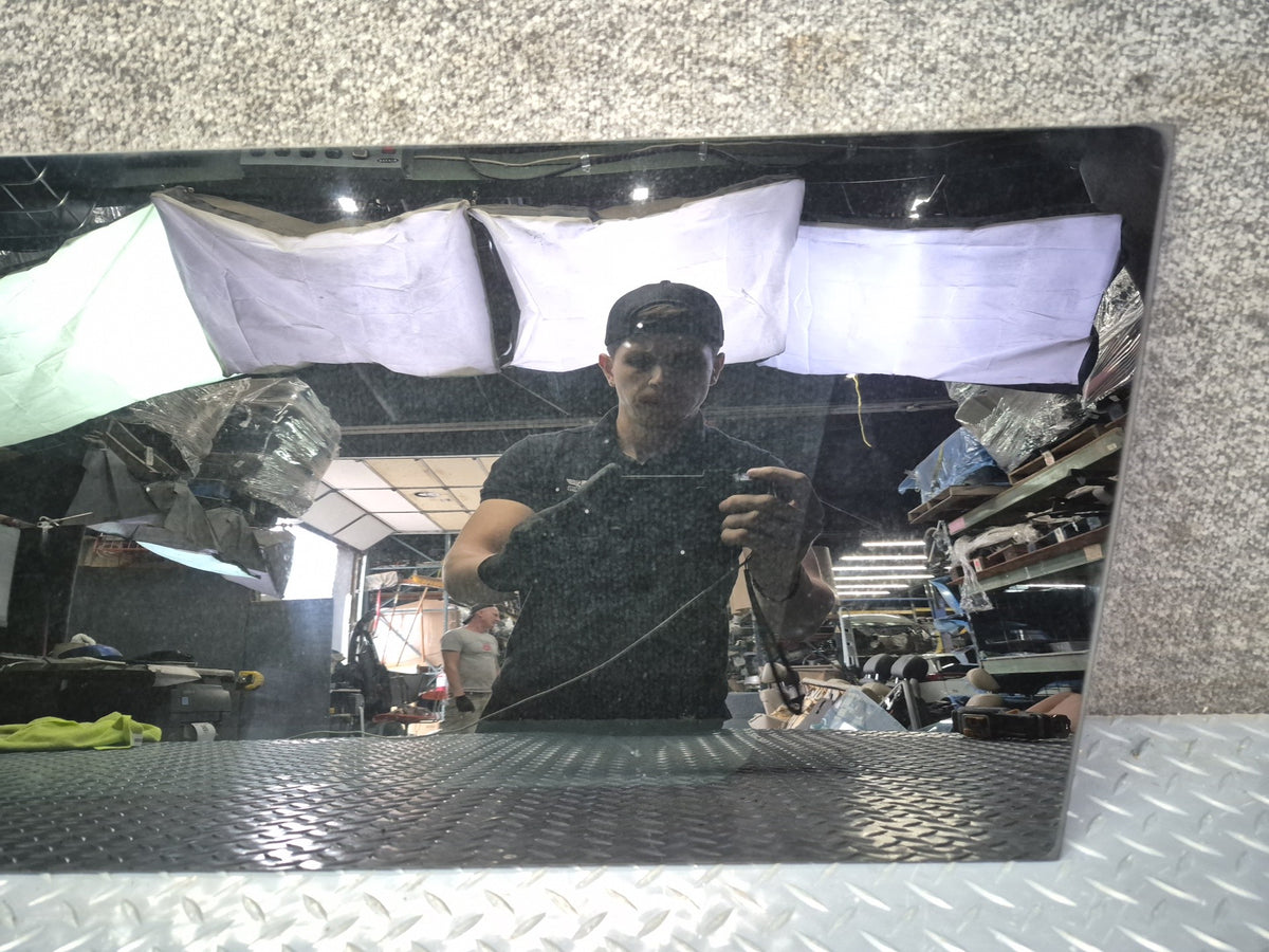 2008-2009 Hummer H2 Rear Right Pass Side Quarter Glass Window
