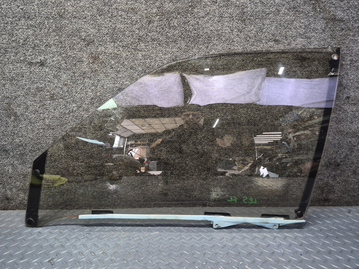98-00 Lexus UCF20L LS400 Front Left Driver Door Glass Window OEM
