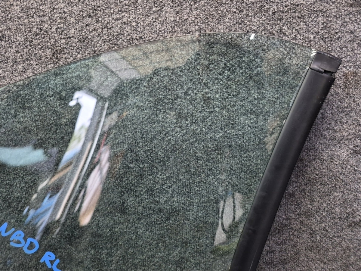 01-06 BMW E46 330Ci Convertible Rear Left Quarter Glass Window OEM