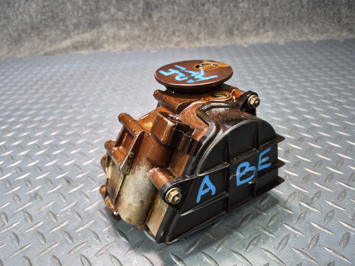 1997 BMW E31 840Ci M62 Engine Motor Oil Pump 1745896