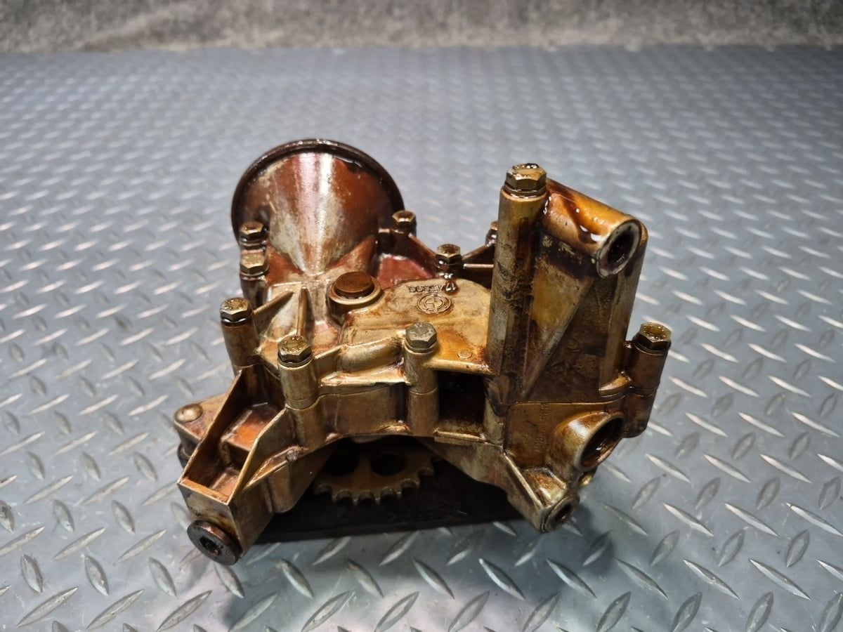 1997 BMW E31 840Ci M62 Engine Motor Oil Pump 1745896