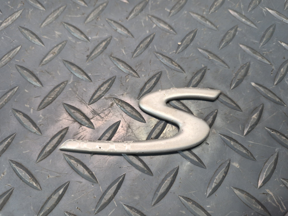2003-2010 Porsche Cayenne 957 Rear Trunk Lid Emblem Letter Badge Symbol
