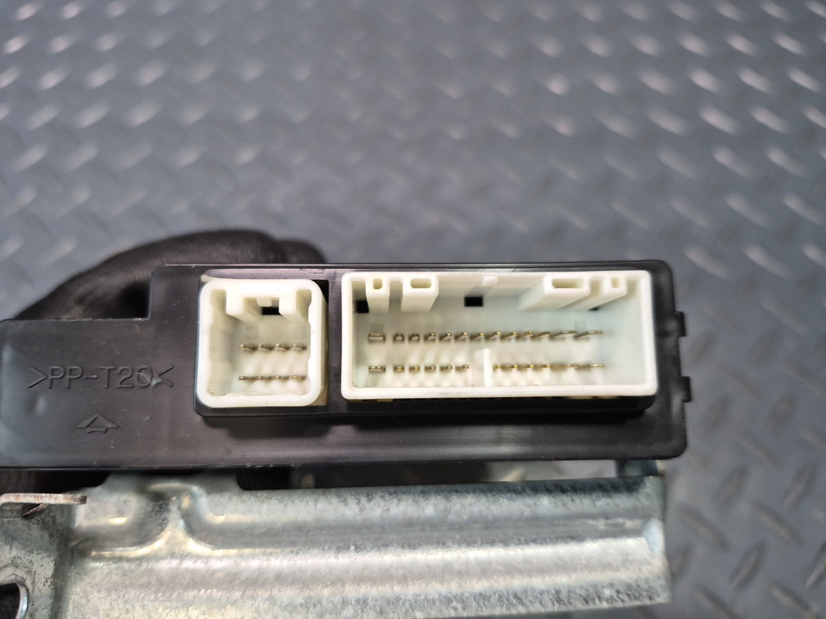 2003-2009 Lexus UZJ120L GX470 Multiplex Network Body Control Module 89226-60030