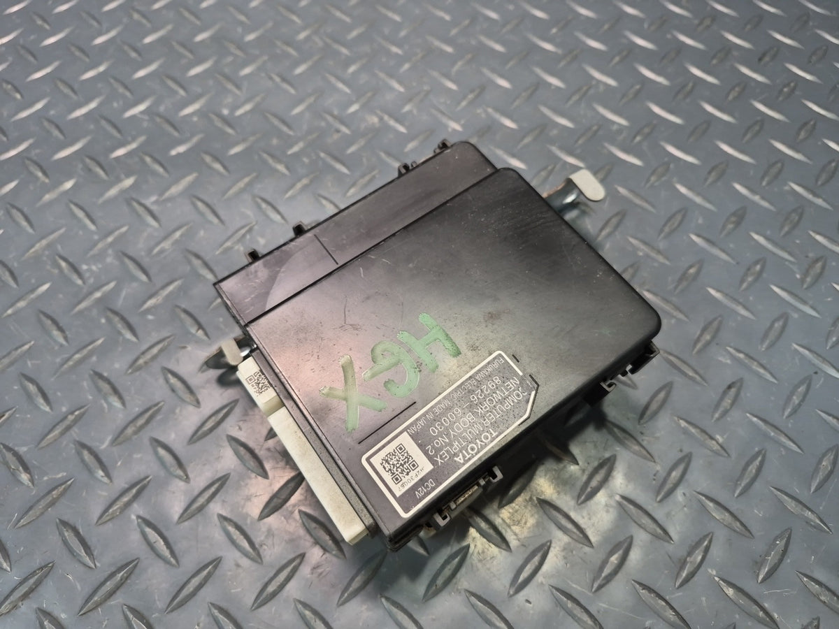 2003-2009 Lexus UZJ120L GX470 Multiplex Network Body Control Module 89226-60030