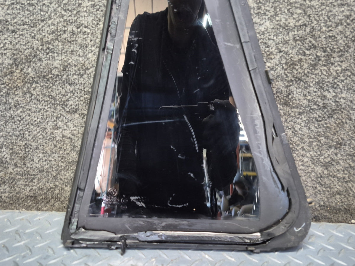 2014-2018 BMW F15 X5 Rear Right Door Fixed Glass Window